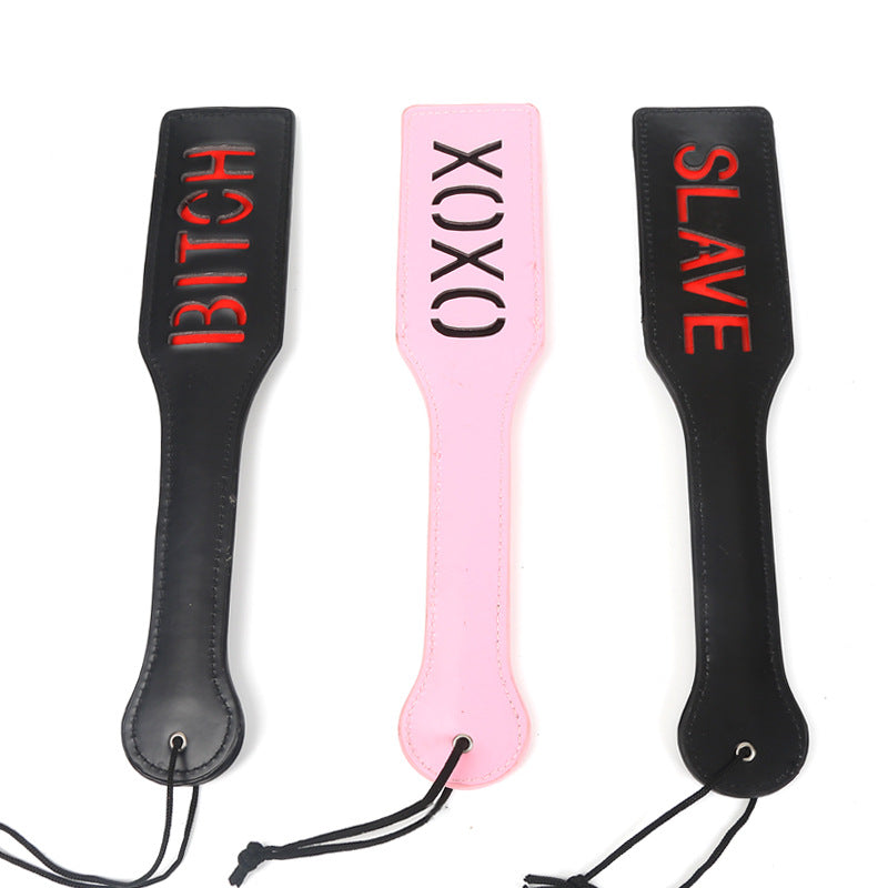 SM sex training long horse whip Color: Black and red